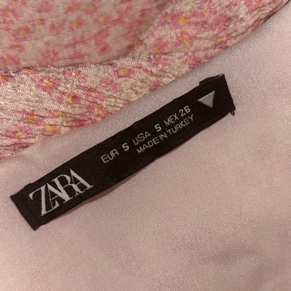 𝐍𝐖𝐎𝐓 𝐙𝐀𝐑𝐀 𝐏𝐢𝐧𝐤 𝐅𝐥𝐨𝐫𝐚𝐥 𝐑𝐮𝐜𝐡𝐞𝐝 𝐏𝐫𝐢𝐧𝐭𝐞𝐝 𝐃𝐫𝐞𝐬𝐬 - Picture 6 of 8